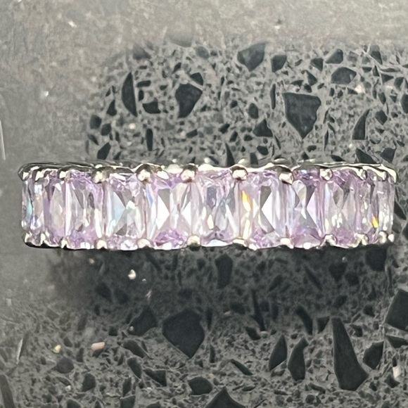 6ct Radiant Cut Lavender Purple Clear Cz Eternity wedding band Ring silver - Picture 3 of 3